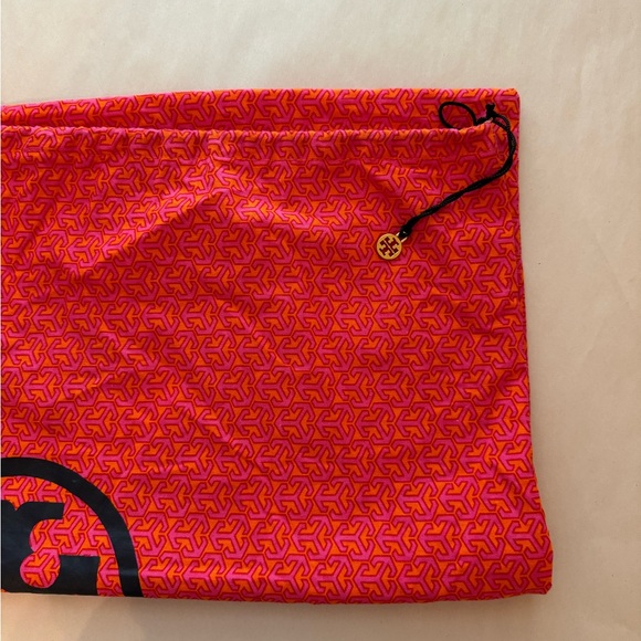 Tory Burch Dust Bag - Picture 4 of 5